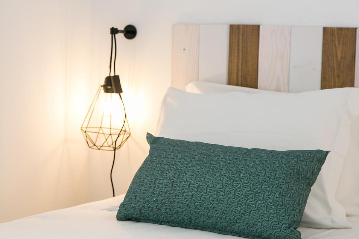Lovelystay - Cozy 3Bdr Apartment In Estrela Lisabona Exterior foto