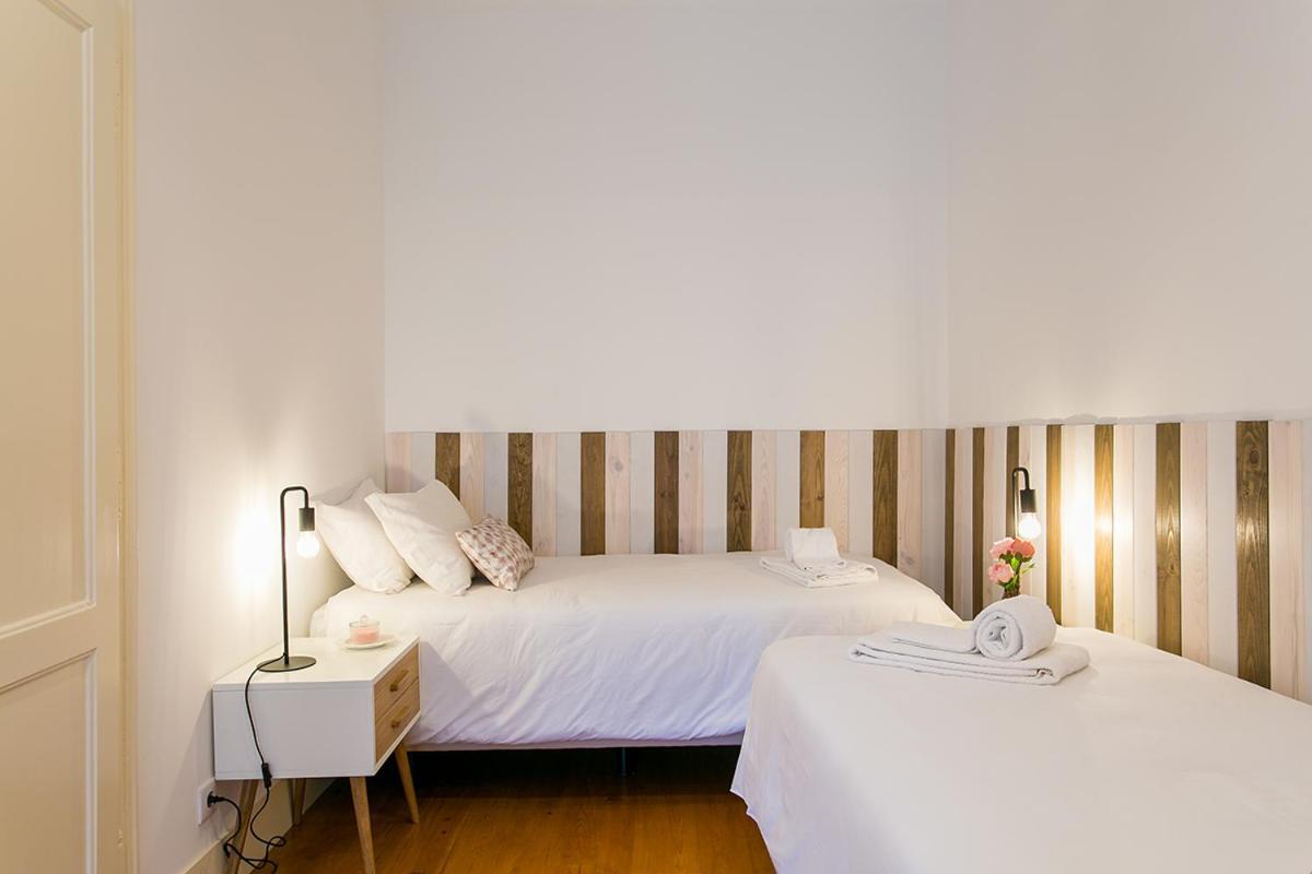 Lovelystay - Cozy 3Bdr Apartment In Estrela Lisabona Exterior foto